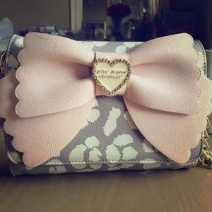 **CUTE** CROSSBODY BAG